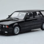 BMW 540i E34 Touring Noir Métallisé MCG 1:18