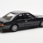 BMW 635 CSi E24 Diamant Noir Métallique AUTOart 1:18 - image 3 of 8