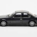 BMW 635 CSi E24 Diamant Noir Métallique AUTOart 1:18 - image 4 of 8