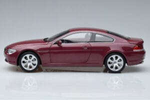 BMW 645Ci E63 Rouge Foncé Kyosho 1:18 08701CR Métal — image 4 sur 7