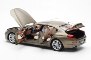 BMW 650i F06 Gran Coupe Frozen Bronze Metallic Paragon 1:18 80432218742 Métal — image 5 sur 8
