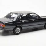 BMW 733i E23 Noir Metallic KK-Scale 1:18 - image 2 of 6
