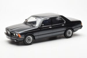 BMW 733i E23 Noir Metallic KK-Scale 1:18