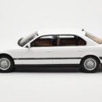 BMW 750iL E38 Asia Exclusive Blanc Otto 1:18 - image 3 of 6