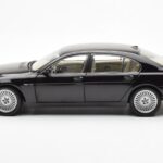 BMW 760Li E66 Noir Kyosho 1:18 - image 4 of 9