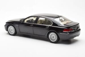 BMW 760Li E66 Noir Kyosho 1:18 08572BK Métal — image 7 sur 9