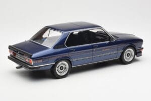 BMW Alpina B7S E12 Turbo Dark Sapphire Bleu Métallique Otto 1:18 OT640 Résine — image 2 sur 6