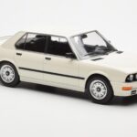 BMW M535i E28 Blanc Norev 1:18 - image 4 of 6