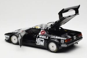 BMW M1 #111 Team MK Motorsport J-L. Witmeur / Krankenberg / Libert 24 Hours of Le Mans 1986 Minichamps 1:18 180862911 Métal — image 5 sur 8