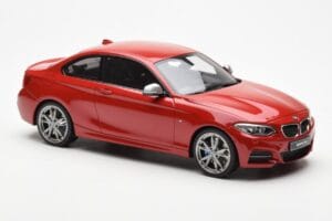 BMW M235i F23 Cabriolet Rouge GT Spirit 1:18 GT039 Résine — image 4 sur 6