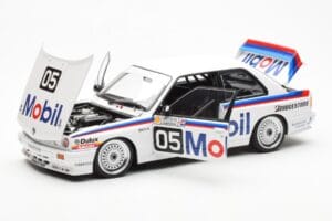 BMW M3 E30 #5 P. Brock Mobil ATCC 1988 AUTOart 1:18 88845 Métal — image 2 sur 8