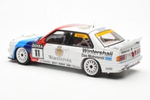 BMW M3 E30 #11 S. Soper Warsteiner DTM 1991 AUTOart 1:18 89146 Métal — image 7 sur 8