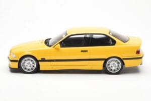 BMW M3 E36 Jaune Otto 1:18 OT666 Résine — image 3 sur 6