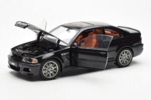 BMW M3 E46 Noir AUTOart 1:18 70541 Métal — image 2 sur 8