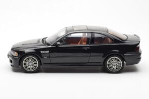 BMW M3 E46 Noir AUTOart 1:18 70541 Métal — image 4 sur 8