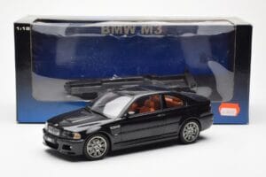 BMW M3 E46 Noir AUTOart 1:18 70541 Métal — image 8 sur 8
