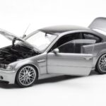 BMW M3 E46 CSL Gris Kyosho 1:18 - image 2 of 8