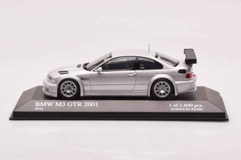 BMW M3 E46 GTR Street Argent Minichamps 1:43