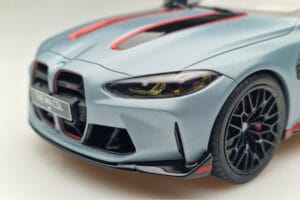 BMW M4 CSL G82 Gris GT Spirit 1:18 GT427 Résine — image 6 sur 8
