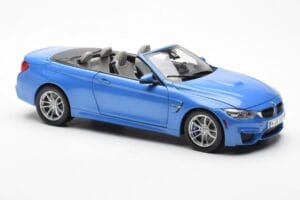 BMW M4 F83 Cabriolet Yas Marina Bleu Paragon 1:18 80432339612 Métal — image 6 sur 8
