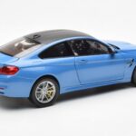 BMW M4 F82 Yas Marina Bleu Paragon 1:18 - image 3 of 8