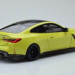 BMW M4 G82 Jaune Édition Concessionnaire Minichamps 1:18 - image 3 of 8