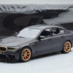 BMW M5 CS F90 Frozen Brands Hatch Gris GT Spirit 1:18 - image 5 of 5