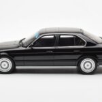 BMW M5 E34 Noir Otto 1:18 - image 3 of 6