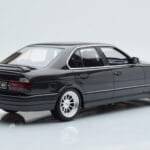 BMW M5 E34 Hartge Noir Otto 1:18 - image 5 of 6