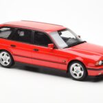 BMW M5 E34 Touring Rouge Otto 1:18 - image 4 of 6