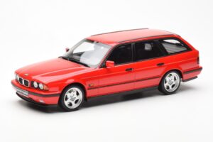 BMW M5 E34 Touring Rouge Otto 1:18