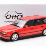 BMW M5 E34 Touring Rouge Otto 1:18 - image 6 of 6
