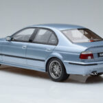 BMW M5 E39 Silverwater Bleu Otto 1:18 - image 5 of 6