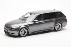 BMW M5 E61 Touring Gris Otto 1:18