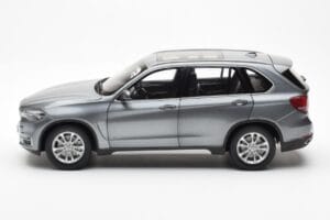 BMW X5 F15 Space Gris Paragon 1:18 80432318988 Métal — image 4 sur 8