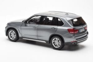 BMW X5 F15 Space Gris Paragon 1:18 80432318988 Métal — image 7 sur 8