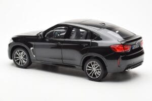 BMW X6 M F86 Sapphire Noir Metallic Norev 1:18 80432364887 Métal — image 7 sur 8