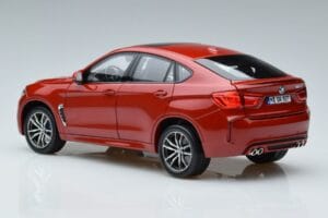 BMW X6M F86 Rouge Norev 1:18 183242 Métal — image 6 sur 7