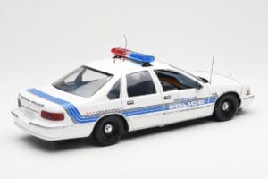 Chevrolet Caprice Sebring Police UT Models 1:18 21029 Métal — image 2 sur 6