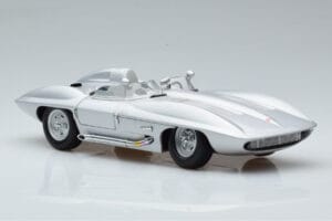 Chevrolet Corvette C1 Stingray Concept AUTOart 1:18 71000 Métal — image 6 sur 8