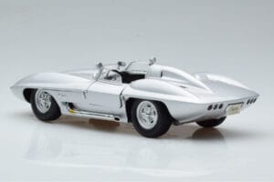 Chevrolet Corvette C1 Stingray Concept AUTOart 1:18 71000 Métal — image 7 sur 8