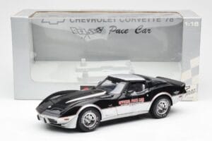 Chevrolet Corvette C3 Pace Car Indianapolis 500 1978 UT Models 1:18 21070 Métal — image 6 sur 6