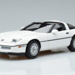 Chevrolet Corvette C4 Blanc AUTOart 1:18 71243 Métal