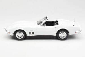 Chevrolet Corvette C3 Cabriolet Can-Am Blanc Norev 1:18 189038 Métal — image 3 sur 6