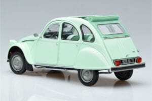 Citroën 2CV 6 Club Vert Norev 1:18 181486 Métal — image 6 sur 7