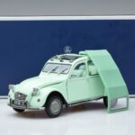 Citroën 2CV 6 Club Vert Norev 1:18 181486 Métal - image 7 of 7
