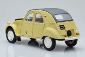 Citroen 2CV Sahara Jaune Otto 1:18 OT1027 Résine — image 5 sur 6