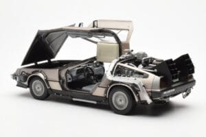 DeLorean DMC-12 Time Machine Back to the Future Argent Sun Star 1:18 2711 Métal — image 7 sur 8