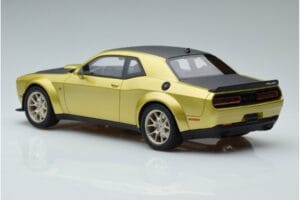 Dodge Challenger R/T Scat Pack Widebody 50e Anniversaire GT Spirit 1:18 GT411 Résine — image 5 sur 6