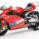Ducati Desmosedici MotoGP Prova 2002 Minichamps 1:12 - image 2 of 4
